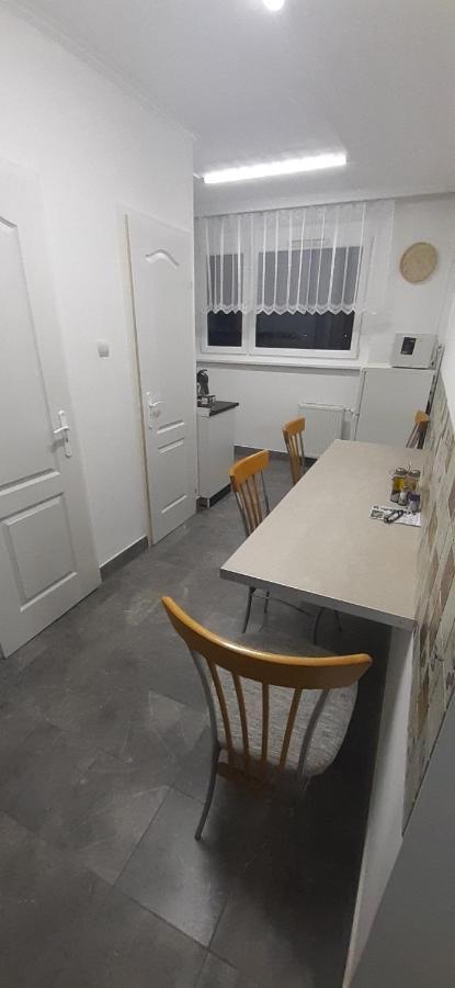 Appartement Panel Hause Kazincbarcika Extérieur photo